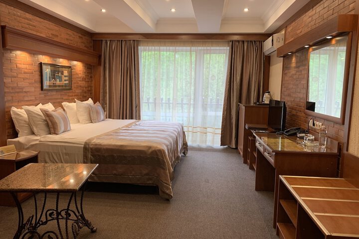 Room 46 of 112