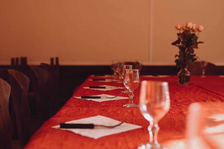 Dining 10 of 18