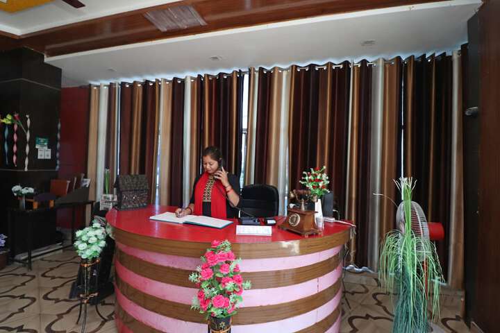 Ugte Hotel