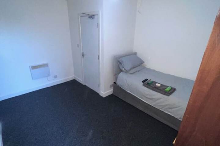 Room 19 of 41