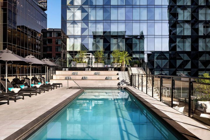 Image of Humaniti Hotel Montreal Autograph Collection