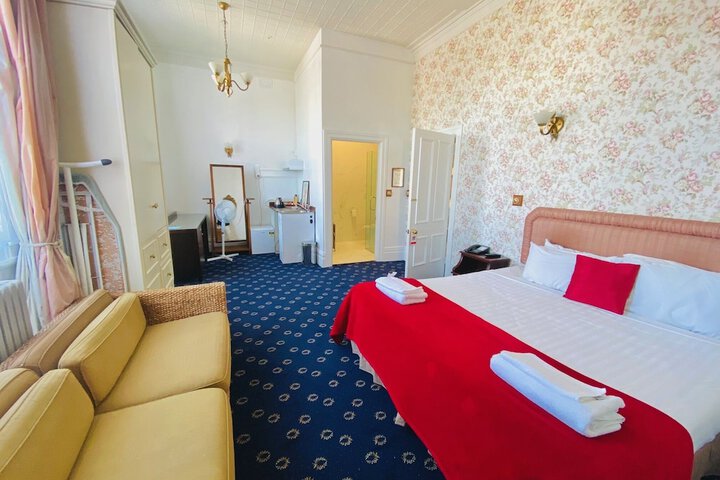 Room 21 of 70
