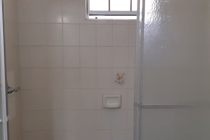 Room 12 of 17