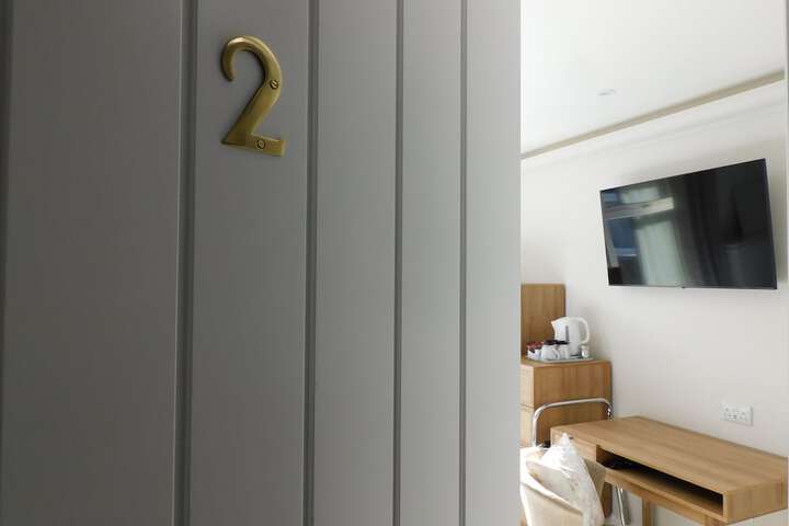 Room 19 of 101