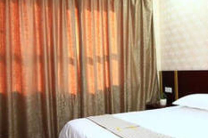 Room 30 of 44