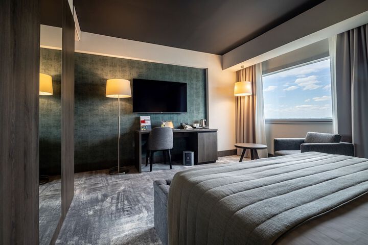 Room 17 of 58