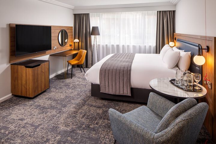 Room 20 of 118