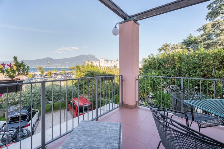 Terrace/Patio 62 of 104