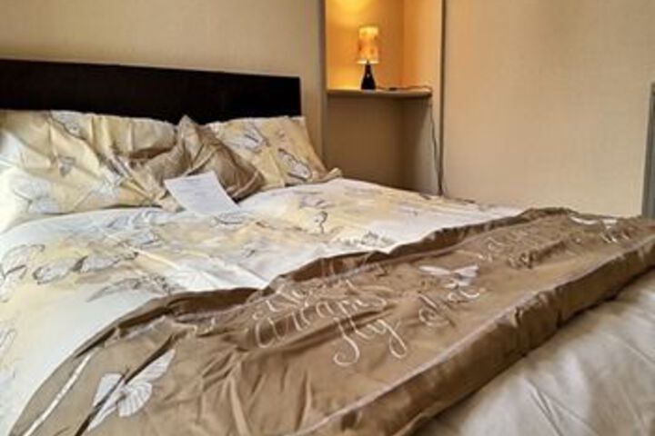 Room 16 of 24