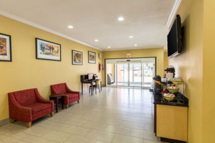 Hotel Interior 26 of 34