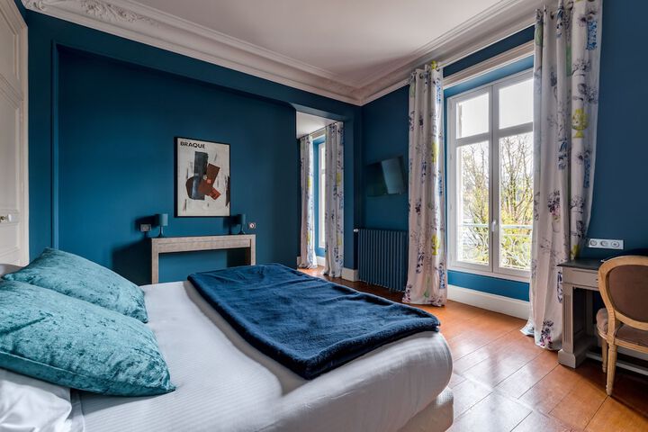 Room 6 of 21