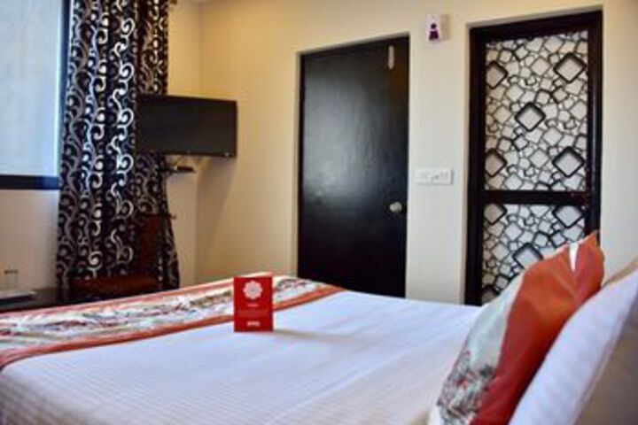 Room 14 of 25