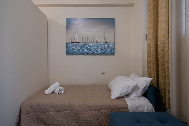 Room 8 of 64