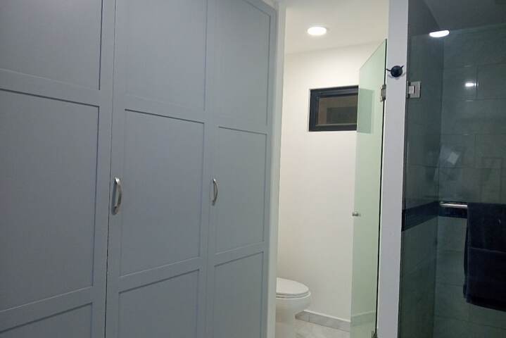 Room 48 of 62