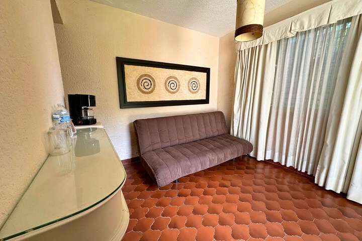 Room 7 of 59