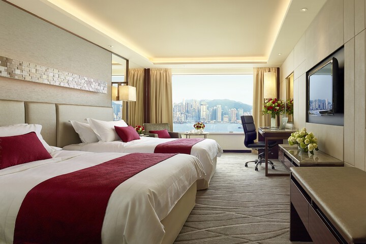 Room 3 of 119