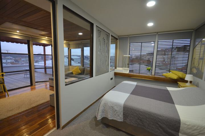 Room 6 of 40