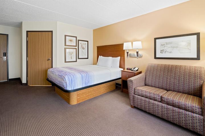 Room 14 of 48