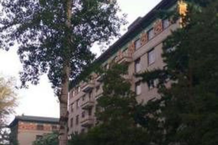 Hotel 7 of 143