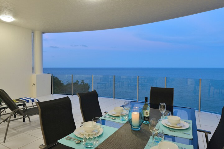 Dining Photos