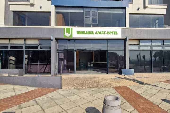 UmhlangaApart Hotel