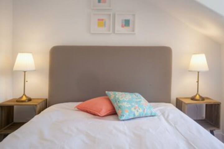 Room 25 of 46