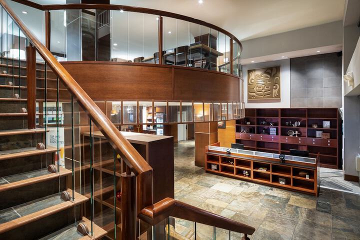 Hotel Lobby