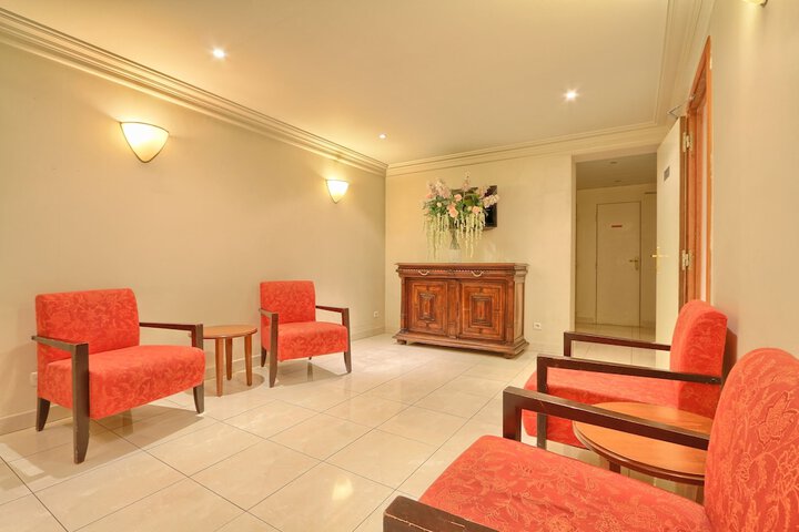 Lobby Entry