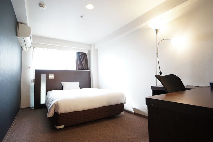 Room 9 of 41
