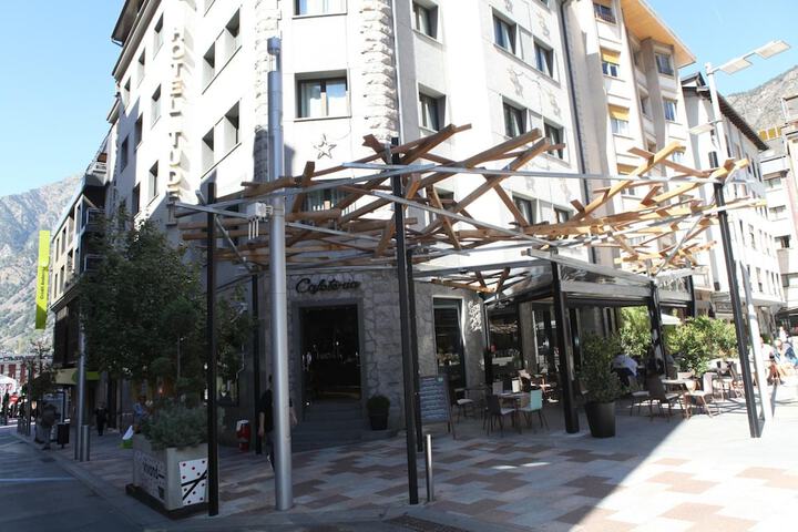 Hotel 45 of 49