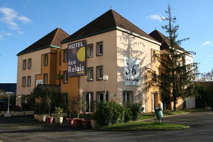 Hotel 32 of 33