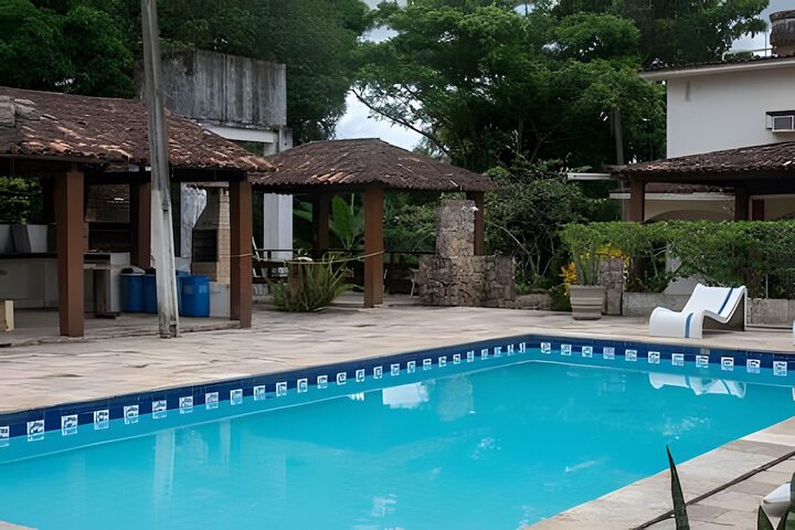 Pool 12 of 28