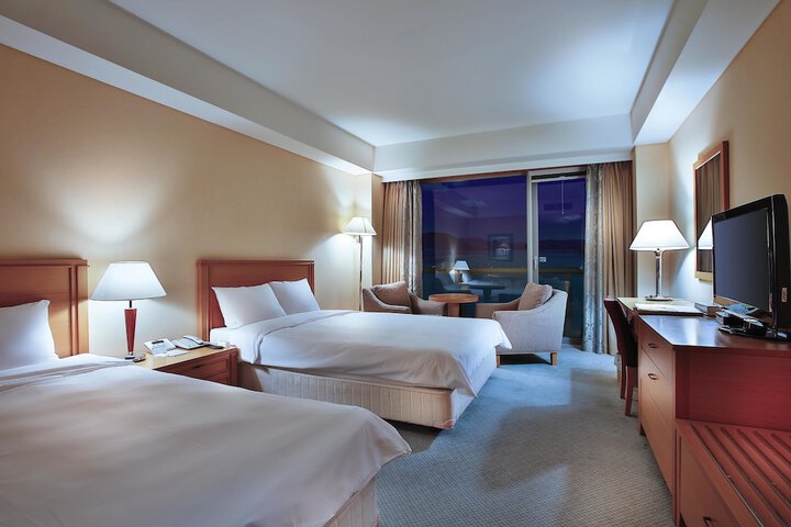 Room 14 of 79