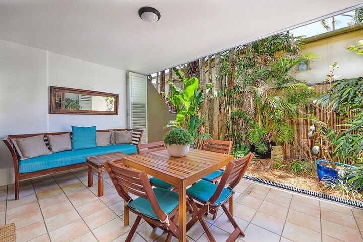 Terrace/Patio 40 of 58