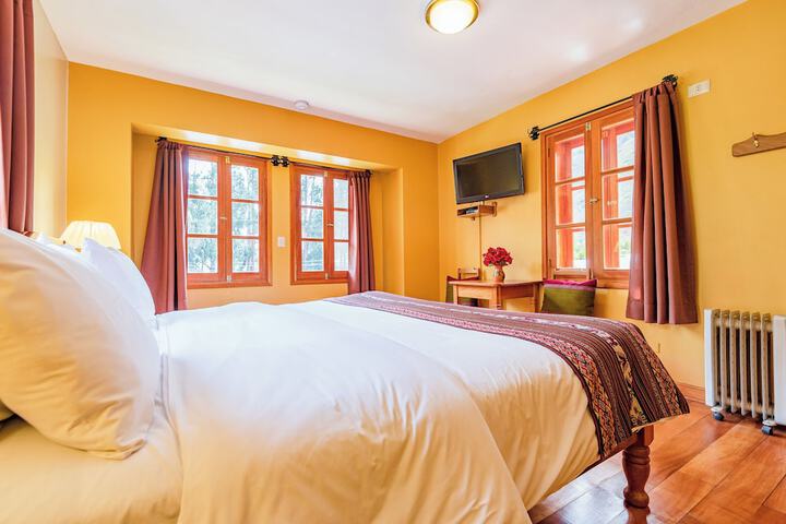 Room 26 of 132