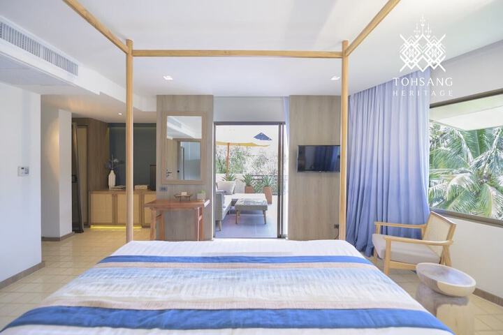 Room 6 of 74