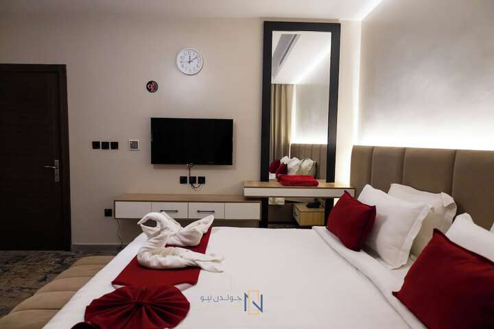 Room 8 of 44
