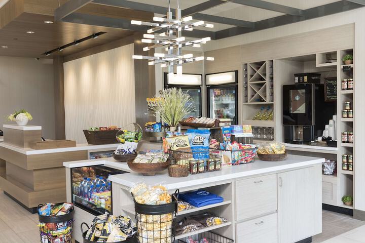 Snack bar