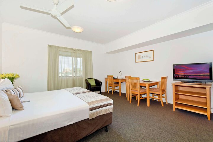 Room 15 of 42