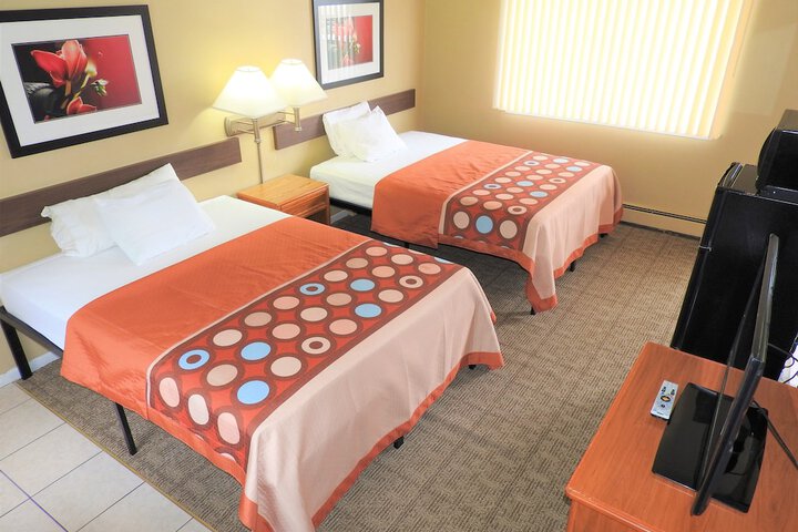 Room 2 of 11