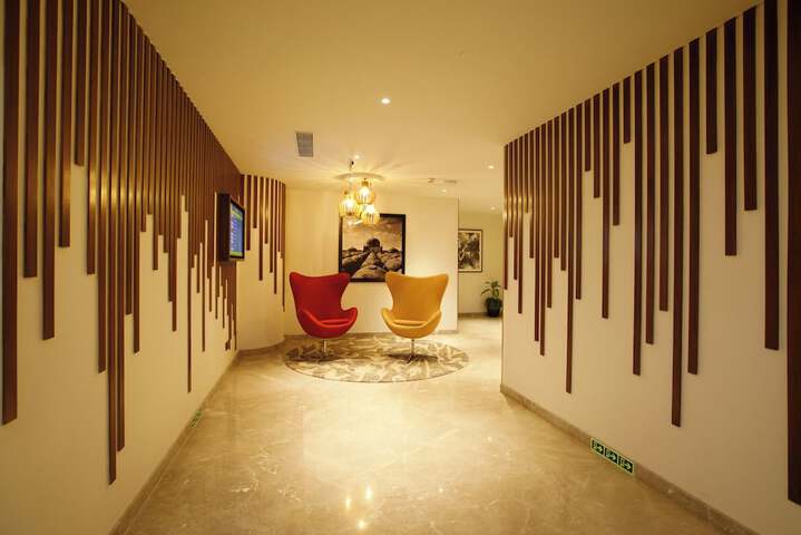 Hotel Interior 4 of 20