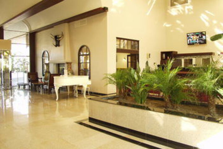 Hotel Interior 9 of 26