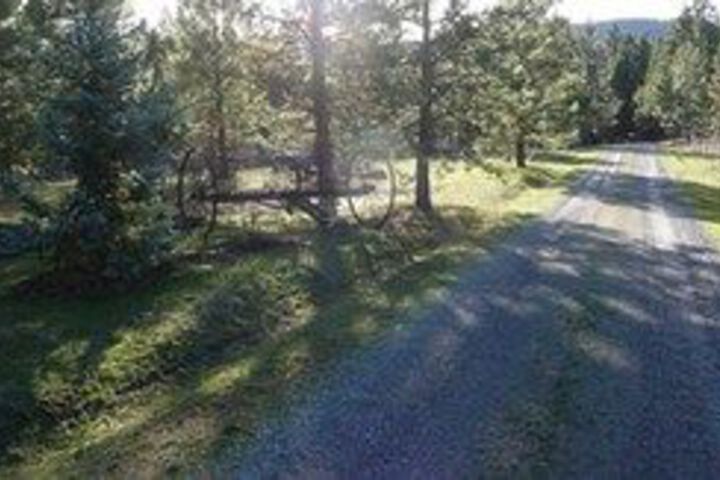 Property Grounds 15 of 17