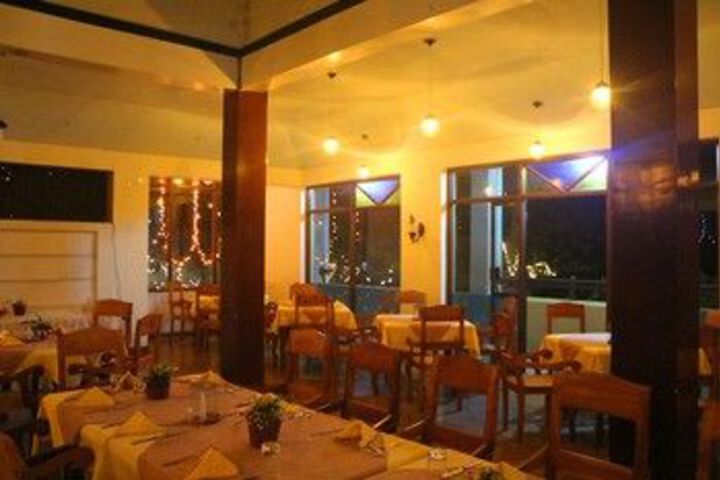 Dining 104 of 112