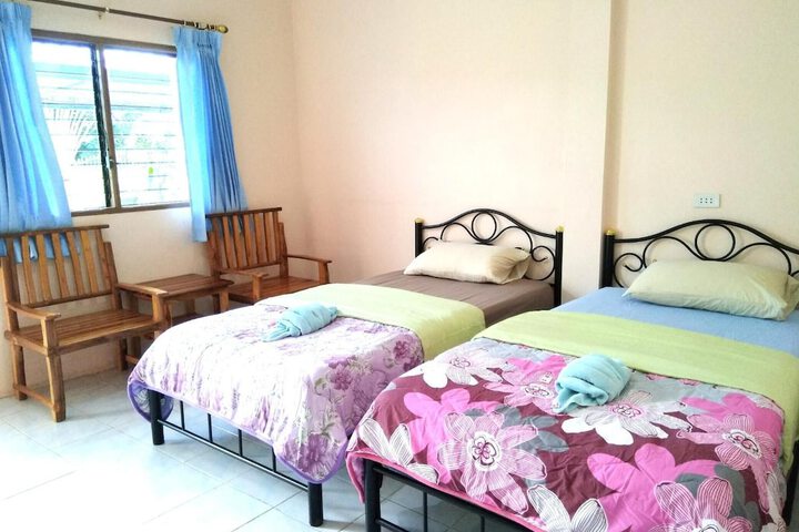 Room 12 of 61