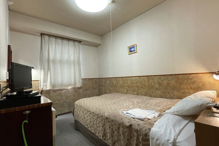 Room 33 of 71