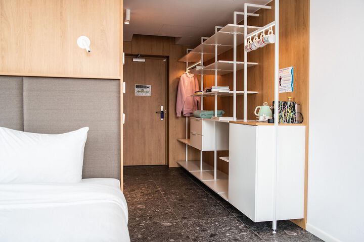 Room 40 of 114