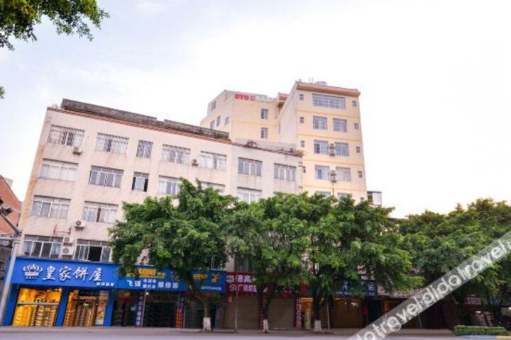 Hotel 4 of 25