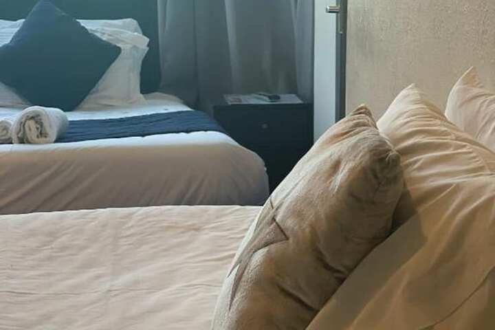 Room 21 of 39