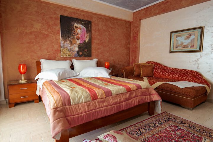 Room 9 of 45
